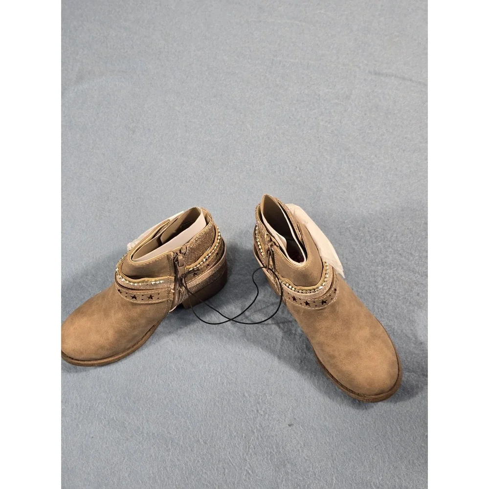 NEW! Pop Big Kid Girls Wendy Block Heel Brown Booties SZ 11M, New In Box! R$70